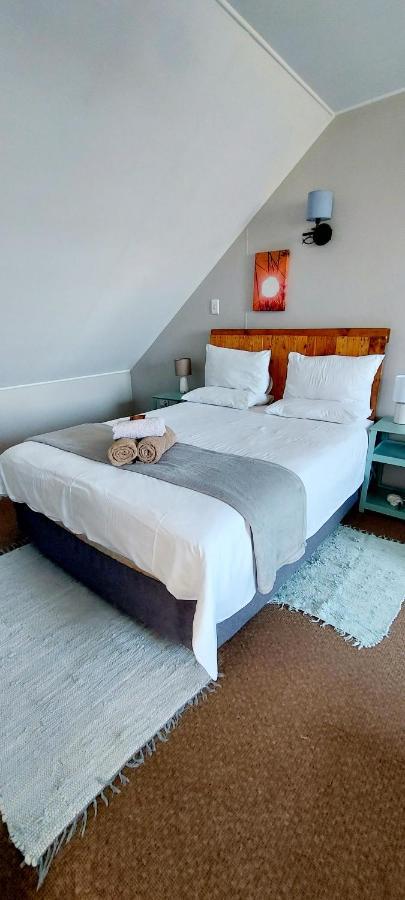 The Coelacanth Guest House And Beach Thyme Self Catering Kiddʼs Beach Екстериор снимка