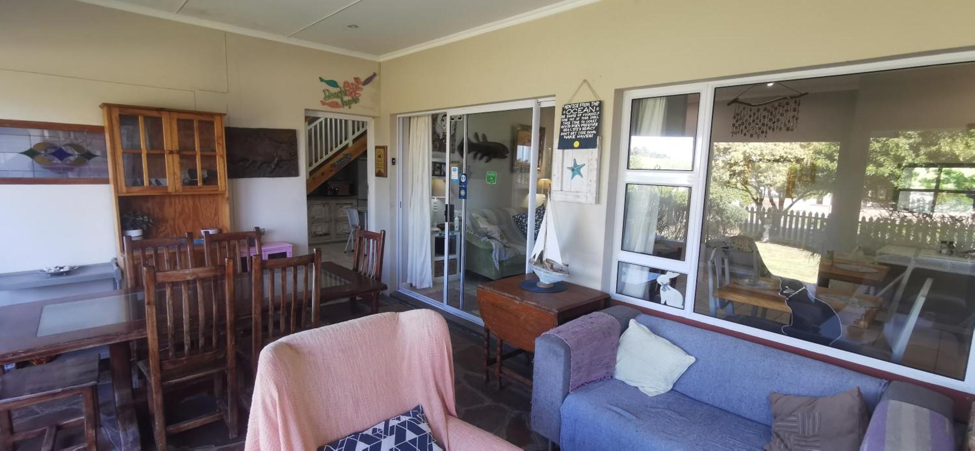The Coelacanth Guest House And Beach Thyme Self Catering Kiddʼs Beach Екстериор снимка
