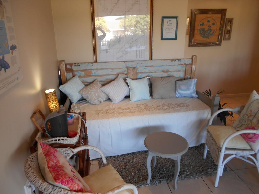 The Coelacanth Guest House And Beach Thyme Self Catering Kiddʼs Beach Екстериор снимка
